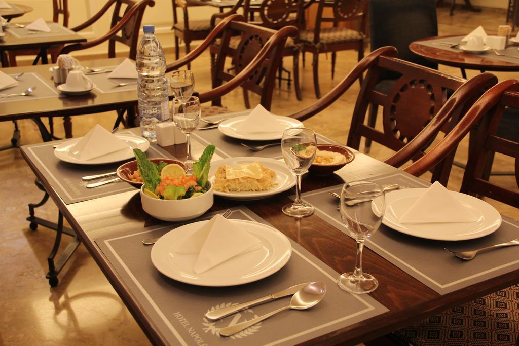 Napoleon Hotel Beirut Bagian luar foto