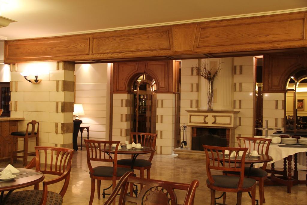 Napoleon Hotel Beirut Bagian luar foto