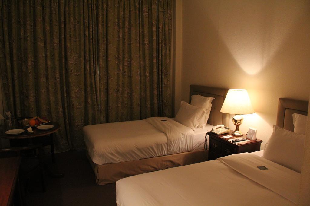 Napoleon Hotel Beirut Bagian luar foto