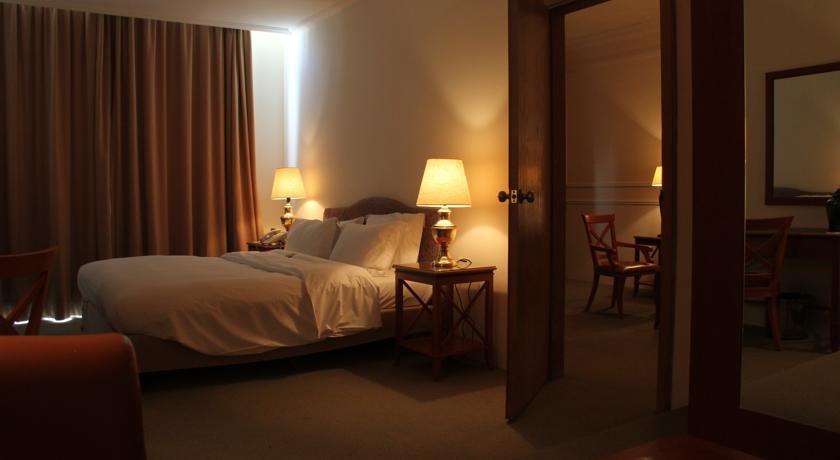 Napoleon Hotel Beirut Bagian luar foto